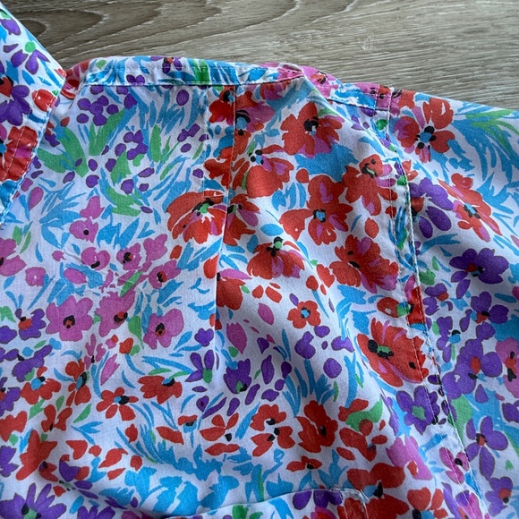 Lightweight Vintage 90s Floral Button Up Shirt - Picture 7 of 9
